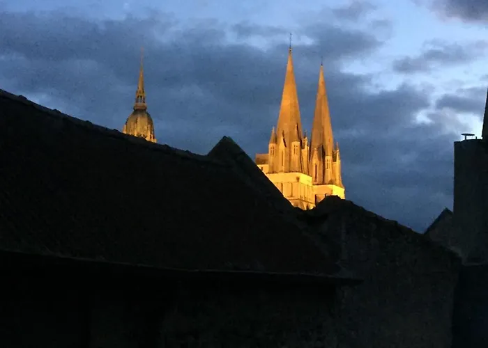 Hyper Centre アパート バイユー